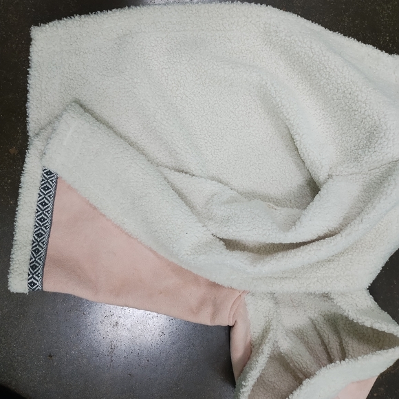 New without tags pretty pink hooded poncho girls 4t - Picture 4 of 4